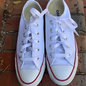 Converse Low Tops